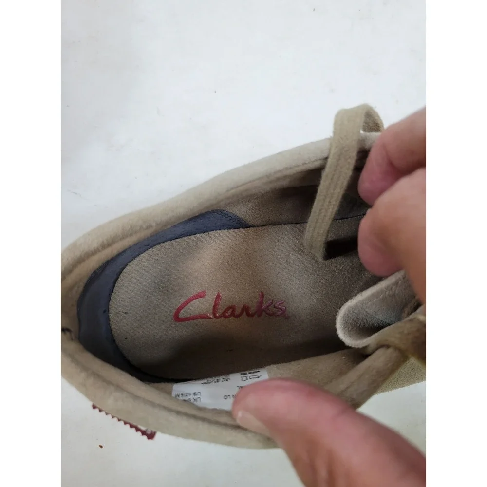 Clarks Stinson Lo Beeswax Suede Chukka Wallabee Boots Men's US 10.5 M Beige...
